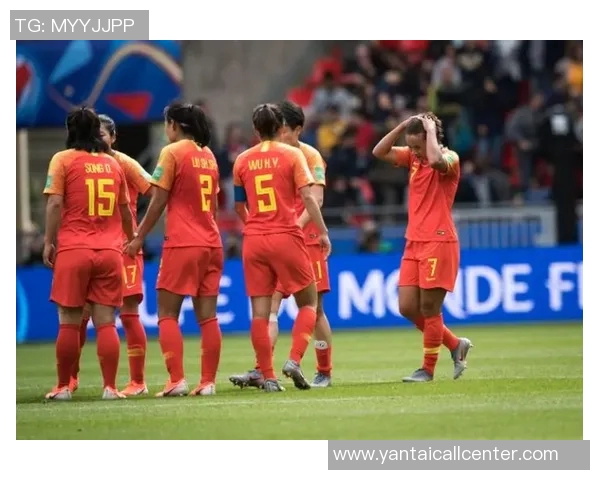 中国女足迎战南非女足全力争胜展现拼搏精神与团队合作魅力